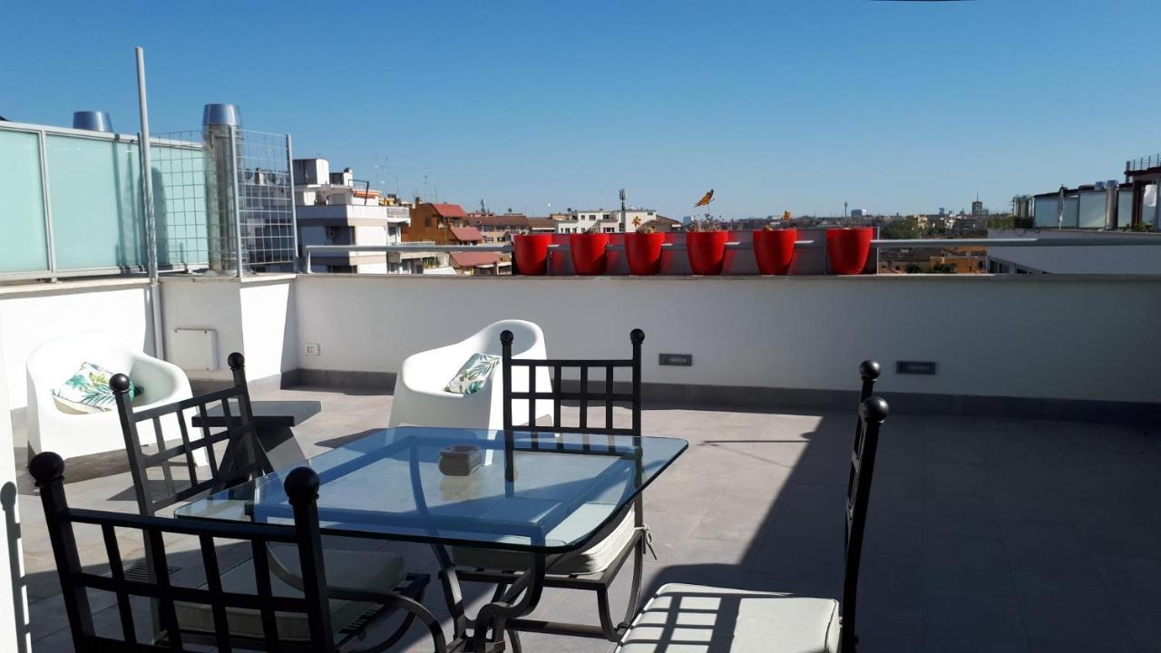 Penthouse 41 In Trastevere With Big Terrace Roma Eksteriør bilde