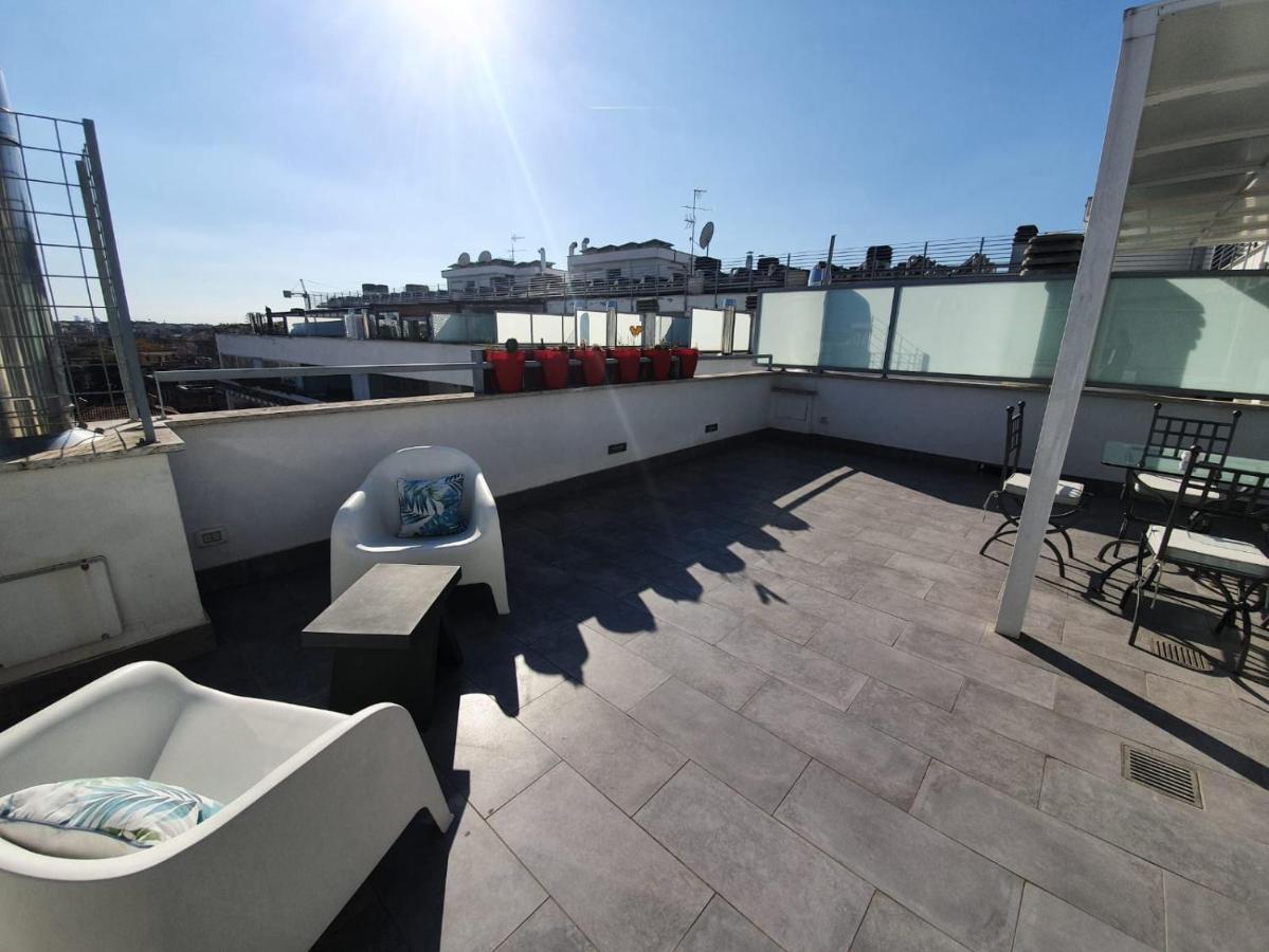 Penthouse 41 In Trastevere With Big Terrace Roma Eksteriør bilde